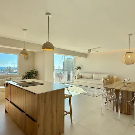 Centro Con Vistas Al Mar Y Parking Apartment